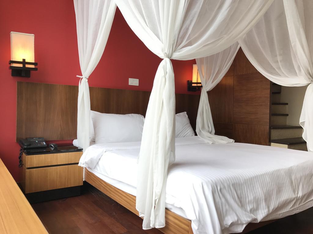 Siloso Beach Resort - Sentosa Сингапур Екстериор снимка